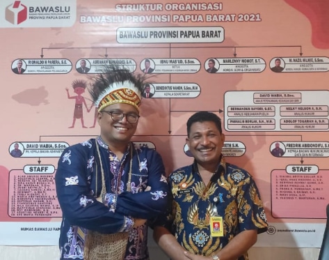 Gagasan Pengembangan Data dan Informasi Kepala Sekretariat Bawaslu Provinsi Papua Barat Mendapat Apresiasi Dari Pimpinan Bawaslu RI