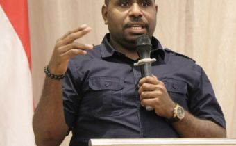 Bawaslu Kab./Kota Periode 2023-2028 Resmi dilantik, Ketua Bawaslu Papua Barat Ucapkan Terimakasih Kepada Anggota Bawaslu Kab./Kota Periode 2018-2023