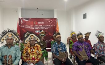 21 Anggota Bawaslu Kabupaten Wilayah Provinsi Papua Barat Resmi Dilantik
