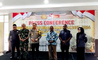 Bawaslu Papua Barat Hadiri Apel Gelar Pasukan  Operasi â€œMantap Brata Mansinam 2023-2024â€